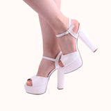 Beyaz Rugan Kalın Topuklu Platform Gelin Ayakkabısı RA-027