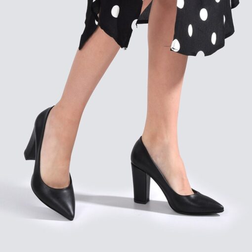 Black Skin Low Heel Dress Shoes for Women MA-024